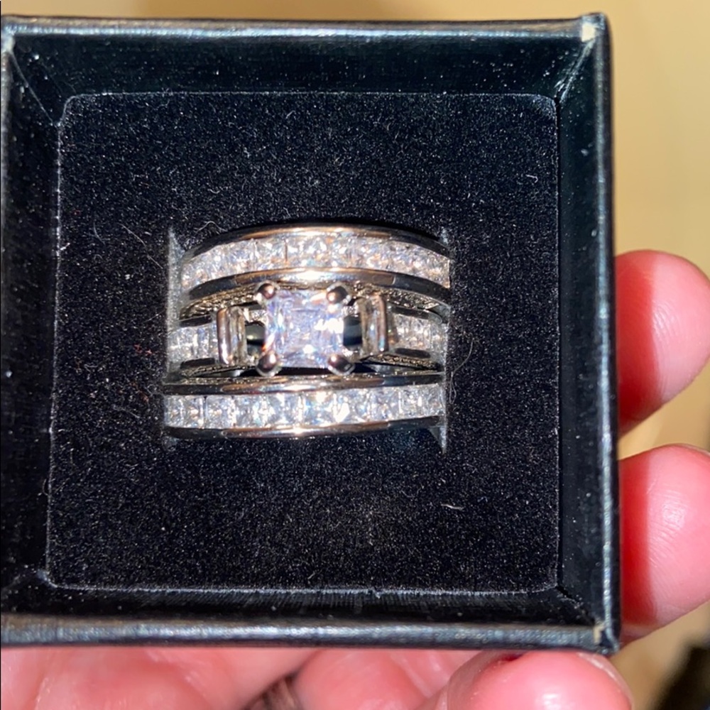 Size 6 wedding set